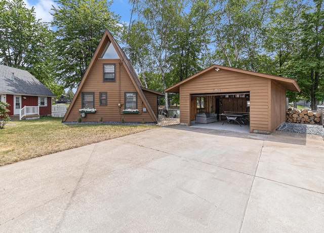 Property at 1755 White Birch Dr, Mears, MI 49436, 3 beds, 1.5 baths