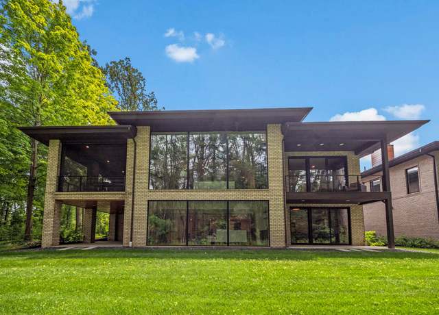 Property at 0000 Cranbrook Trl, Orchard Lake, MI 48323, 4 beds, 3.5 baths