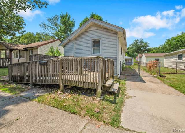 Property at 2147 Romeo St, Ferndale, MI 48220, 3 beds, 1 bath
