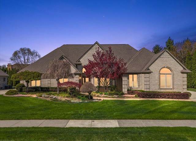 Property at 15113 Totten Pl, Shelby Twp, MI 48315, 3 beds, 3 baths