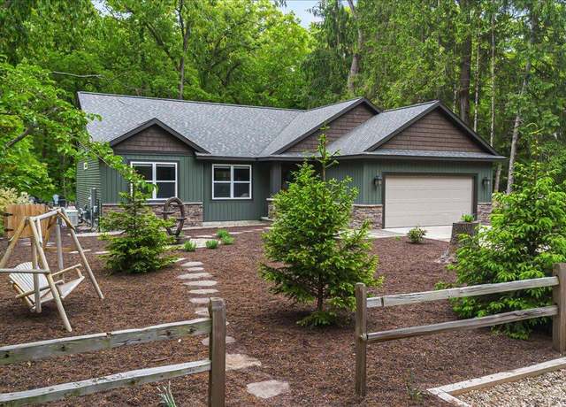 Property at 4067 Hillside Trl, New Buffalo, MI 49117, 3 beds, 3 baths