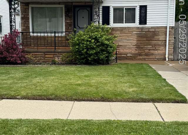 Property at 2562 Downing St, Melvindale, MI 48122, 2 beds, 1 bath