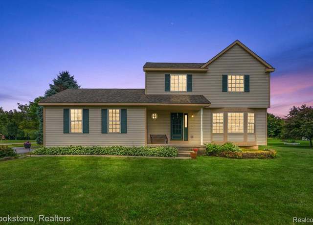 Property at 10033 Andersonville Rd, Clarkston, MI 48346, 3 beds, 2.5 baths