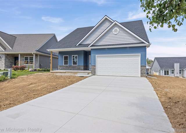 Property at 7453 Village Ct, Springfield Charter Township, MI 48350, 3 beds, 2 baths