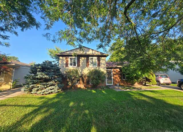 Property at 127 S John Hix St, Westland, MI 48186, 3 beds, 1 bath