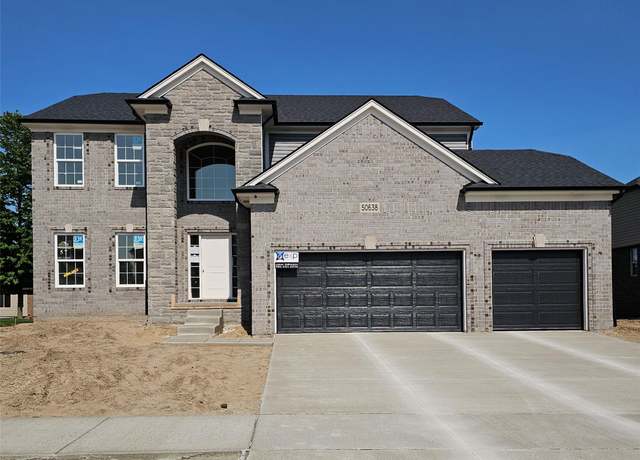 Property at 50638 Mistwood Dr, Macomb, MI 48042, 4 beds, 2.5 baths