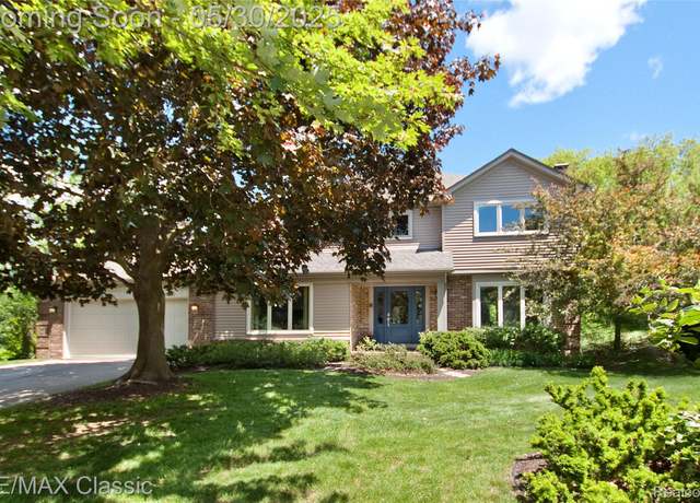 Property at 44500 Louvert Ct, Novi, MI 48375, 4 beds, 3 baths