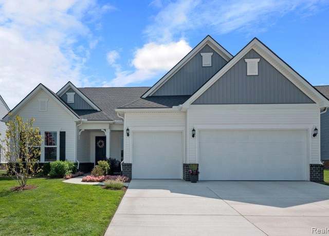 Property at 4109 Bay Terrace Ter, Milford, MI 48381, 2 beds, 2.5 baths