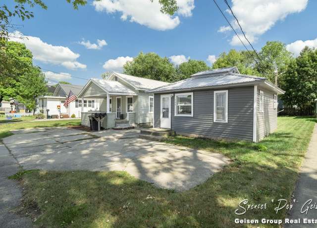 Property at 602 & 604 S Front St, Belding, MI 48809, 3 beds, 3 baths