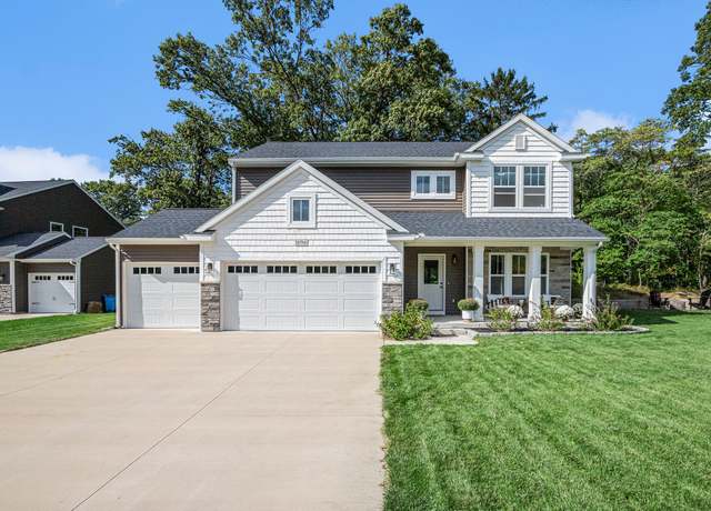 Property at 18706 Leonard Ct, New Buffalo, MI 49117, 4 beds, 3.5 baths