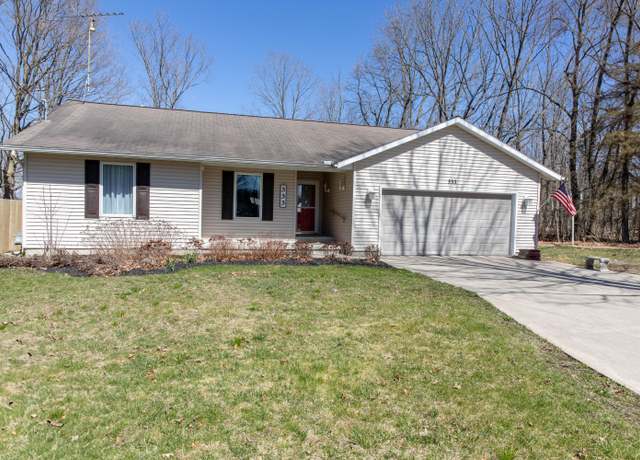 Property at 333 Quarterline St, Newaygo, MI 49337, 3 beds, 2 baths