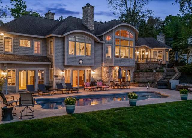 Property at 935 Beautiful, Traverse City, MI 49686, 4 beds, 7 baths