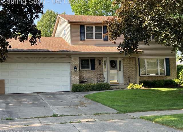 Property at 2669 Willard Dr, Troy, MI 48085, 4 beds, 1.5 baths