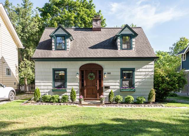 Property at 1512 Brooklyn Ave, Ann Arbor, MI 48104, 3 beds, 2 baths