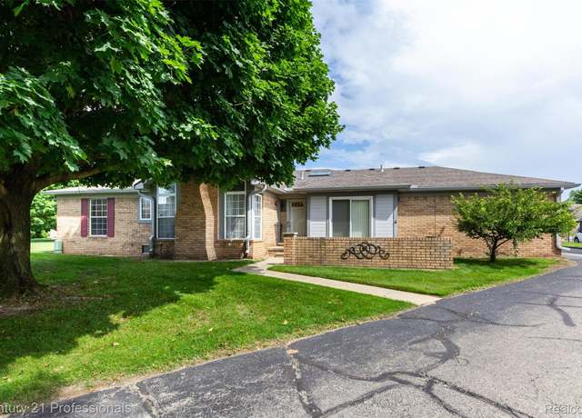 Property at 48726 Sturgis Ct, Shelby Twp, MI 48315, 2 beds, 3 baths