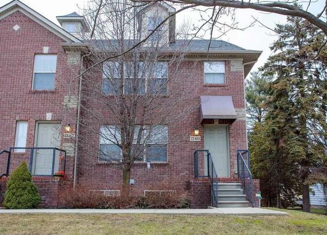 Property at 17069 E 14 Mile Rd #8, Fraser, MI 48026, 2 beds, 2 baths