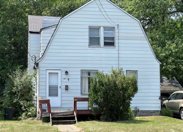 Property at 29 Putnam Ave, Waterford, MI 48342, 4 beds, 1 bath