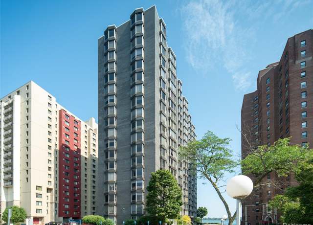 Property at 8200 E Jefferson Ave #1703, Detroit, MI 48214, 2 beds, 2 baths