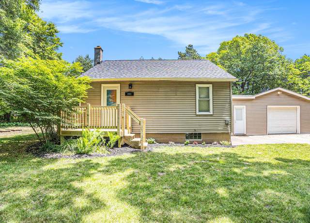 Property at 3681 Edgerton Ct, Cedar Springs, MI 49319, 2 beds, 1 bath