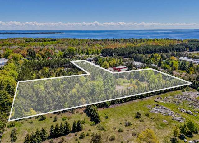 Property at 1001 N Mill St, Northport, MI 49670, 3 beds, 2 baths