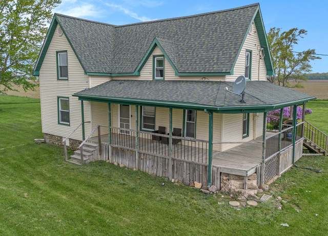 Property at 7917 E Harrison Rd, Breckenridge, MI 48615, 3 beds
