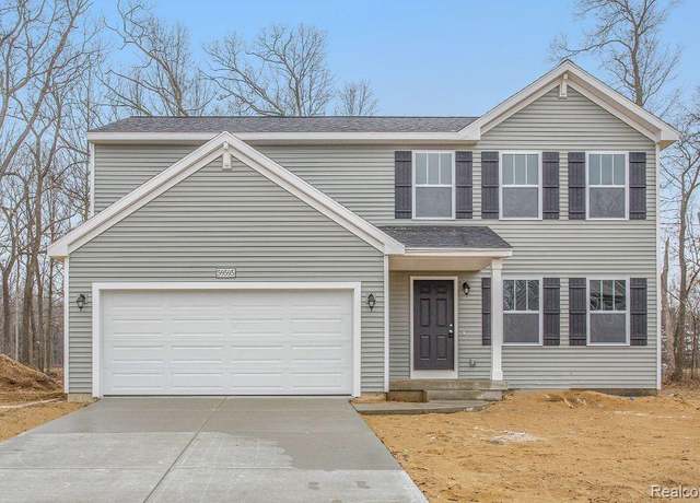 Property at 735 Lone Oak Way, Tecumseh, MI 49286, 4 beds, 2.5 baths