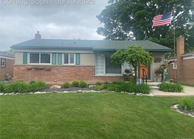 Property at 32994 Sheridan St, Garden City, MI 48135, 3 beds, 1 bath