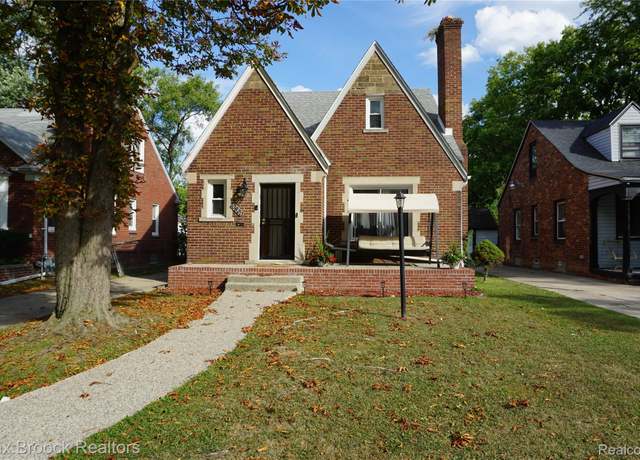 Property at 10620 Lakepointe St, Detroit, MI 48224, 4 beds, 1.5 baths
