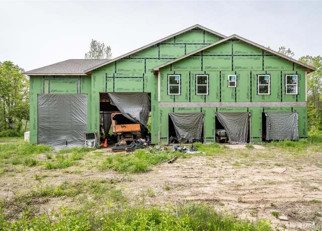 Property at 1601 W Rose Center Rd, Holly, MI 48442, 3 beds, 3 baths