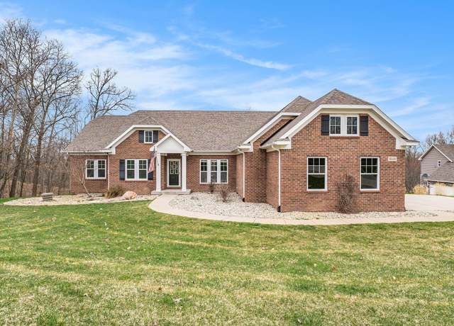 Property at 9119 Marsh View Dr, Fenton, MI 48430, 4 beds, 3 baths