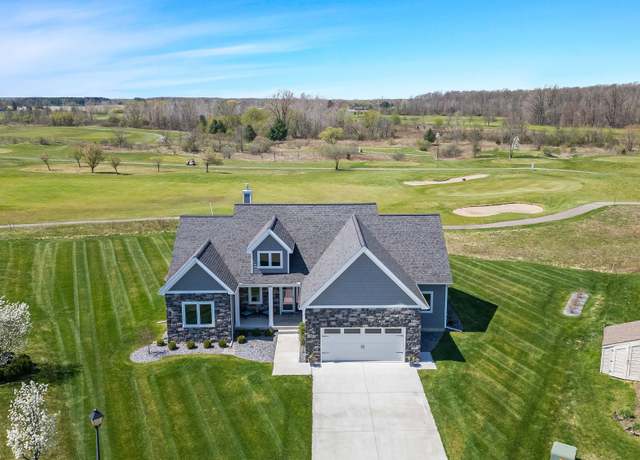 Property at 2314 Championship Ct, Davison, MI 48423, 3 beds, 3 baths
