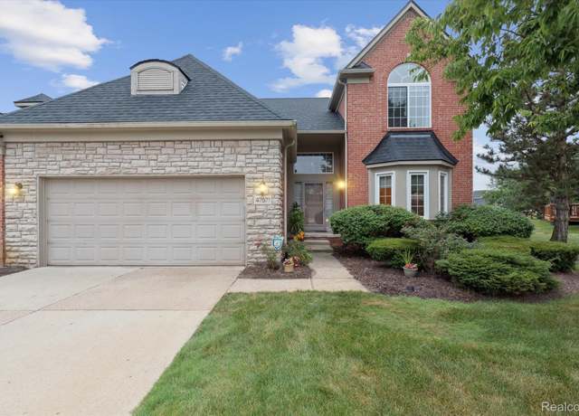 Property at 47671 Vistas Circle Dr N, Canton Charter Township, MI 48188, 3 beds, 2.5 baths