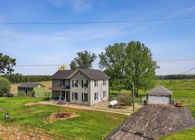 Property at 4900 E Mosherville Rd, Jonesville, MI 49250, 5 beds, 2 baths