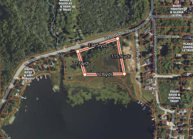 Property at 000 W Lake Mitchell Dr, Cadillac, MI 49601