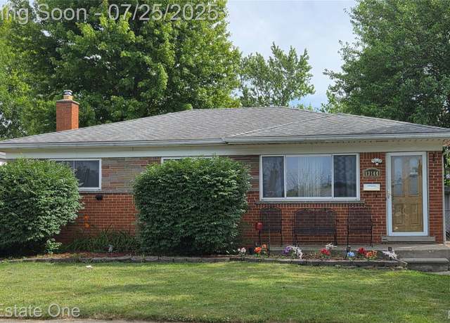 Property at 13144 Stamford Ave, Warren, MI 48089, 3 beds, 2 baths