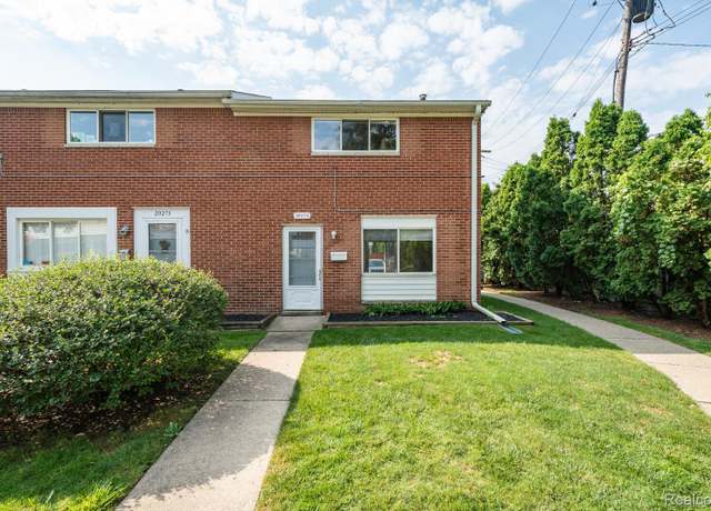 Property at 20279 15 Mile Rd, Clinton Charter Township, MI 48035, 2 beds, 1.5 baths