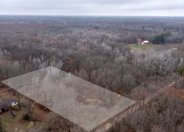 Property at 28200 Sherwood Rd, Belleville, MI 48111, 1 bath