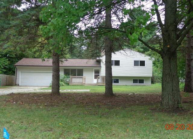 Property at 4562 Dobie Rd, Unknown, MI 48864, 5 beds, 3 baths