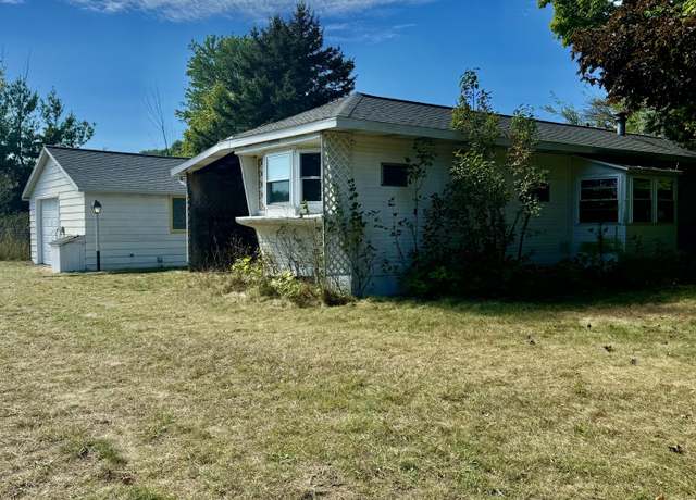 Property at 7191 S Southshore, Bear Lake, MI 49614, 2 beds, 1.5 baths