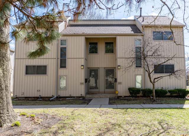 Property at 2026 Hyde Park Dr, Detroit, MI 48207, 3 beds, 1.5 baths
