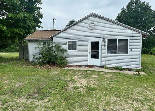 Property at 605 N Cherry St, Kalkaska, MI 49646, 2 beds, 1 bath