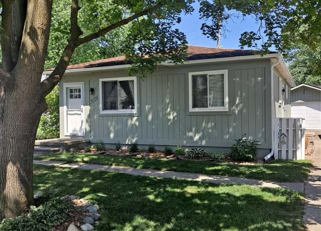 Property at 9244 Oakview St, Plymouth, MI 48170, 3 beds, 1 bath
