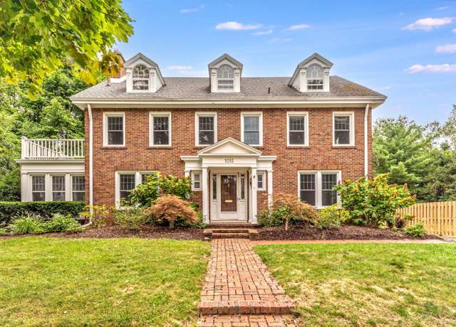 Property at 1015 Olivia Ave, Ann Arbor, MI 48104, 5 beds, 4.5 baths