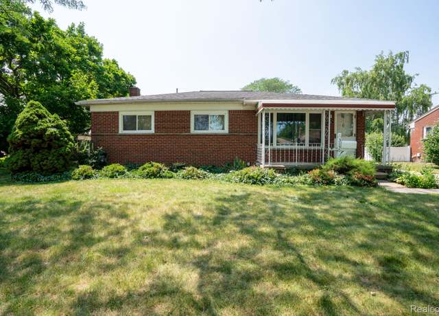 Property at 3150 Middlefield Dr, Trenton, MI 48183, 3 beds, 2 baths