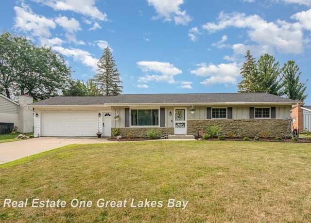 Property at 5119 N Kentford Dr, Saginaw, MI 48638, 3 beds, 2.5 baths