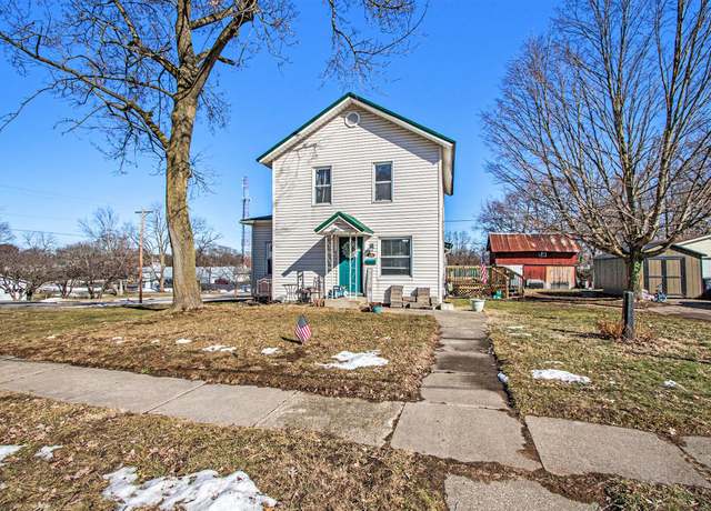 Property at 410 Main St, Buchanan, MI 49107, 3 beds, 2 baths