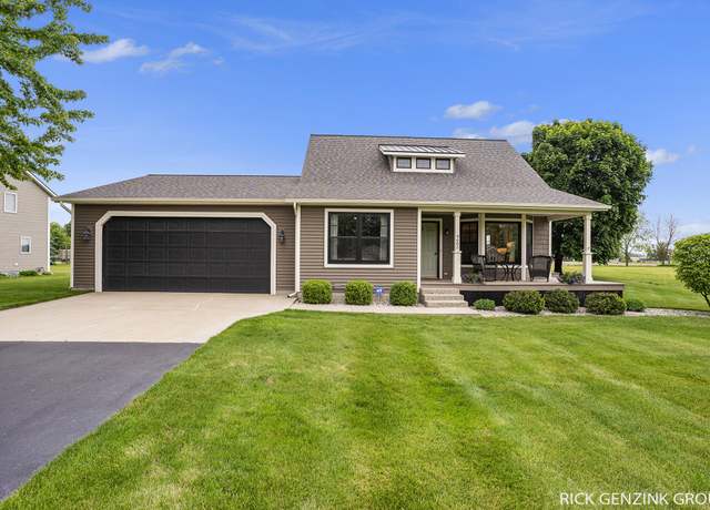 Property at 4685 Harris Dr, Hamilton, MI 49419, 3 beds, 2.5 baths