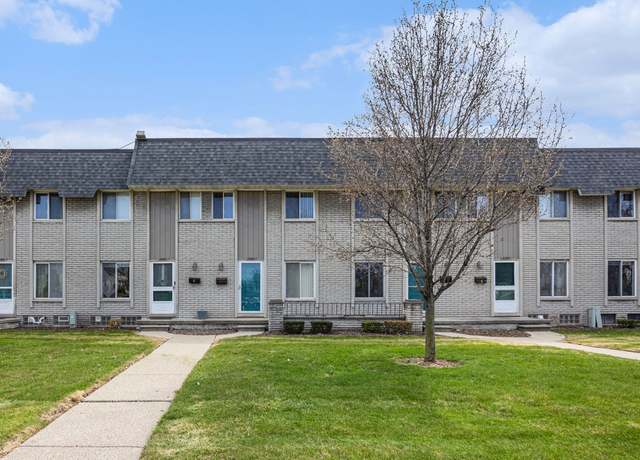 Property at 4288 15 Mile Rd, Sterling Heights, MI 48310, 2 beds, 1.5 baths