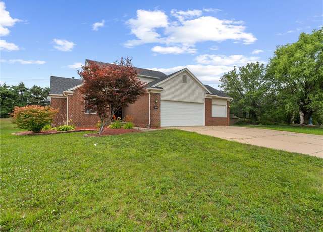 Property at 5864 Willow Ridge Dr, Ypsilanti, MI 48197, 3 beds, 2.5 baths