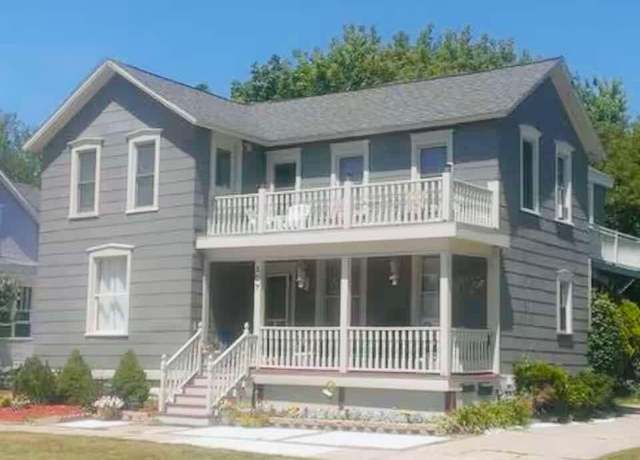 Property at 207 Elliott Ave, Grand Haven, MI 49417, 4 beds, 2 baths